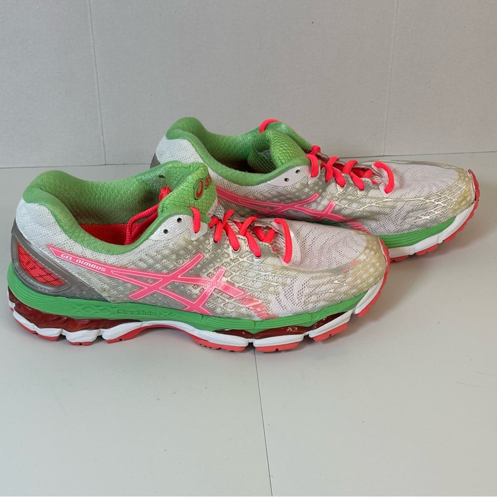 Asics Gel-Nimbus 17 Running Shoes Womens Size 9 Green and Pink